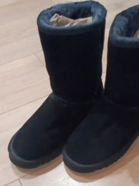 Women's Black Winter Boots, Fur Lined Ladies Winter Booties, Ladies Size 7